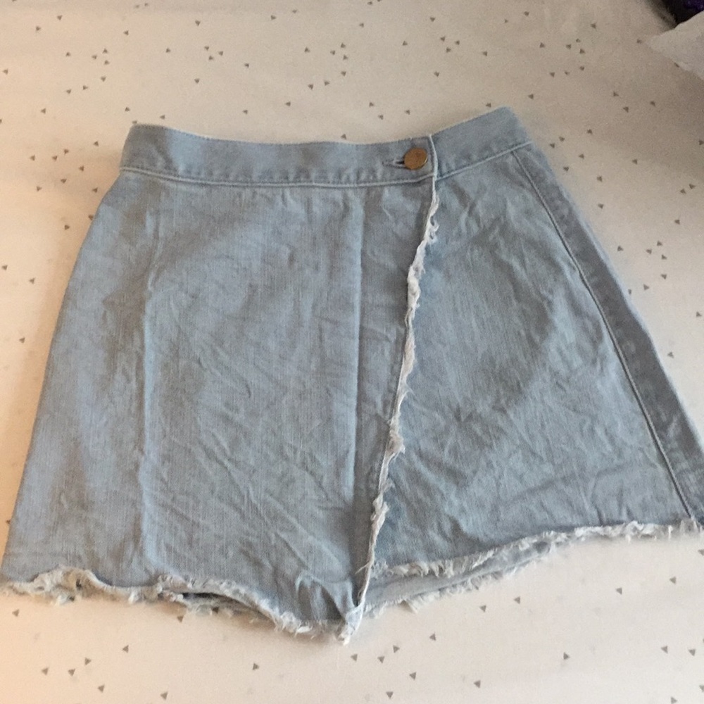 Express asymmetrical jean skirt
